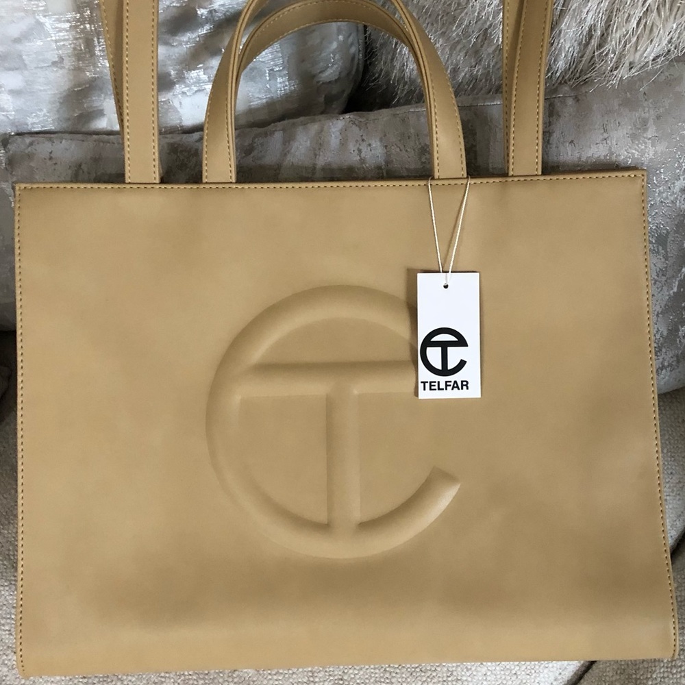 NWT Telfar Medium Shopper in Cream